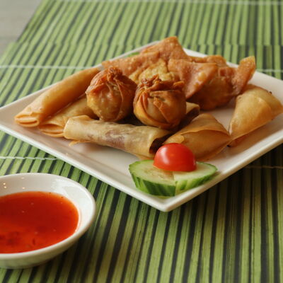 Mixed Asian finger foods (10st mix)